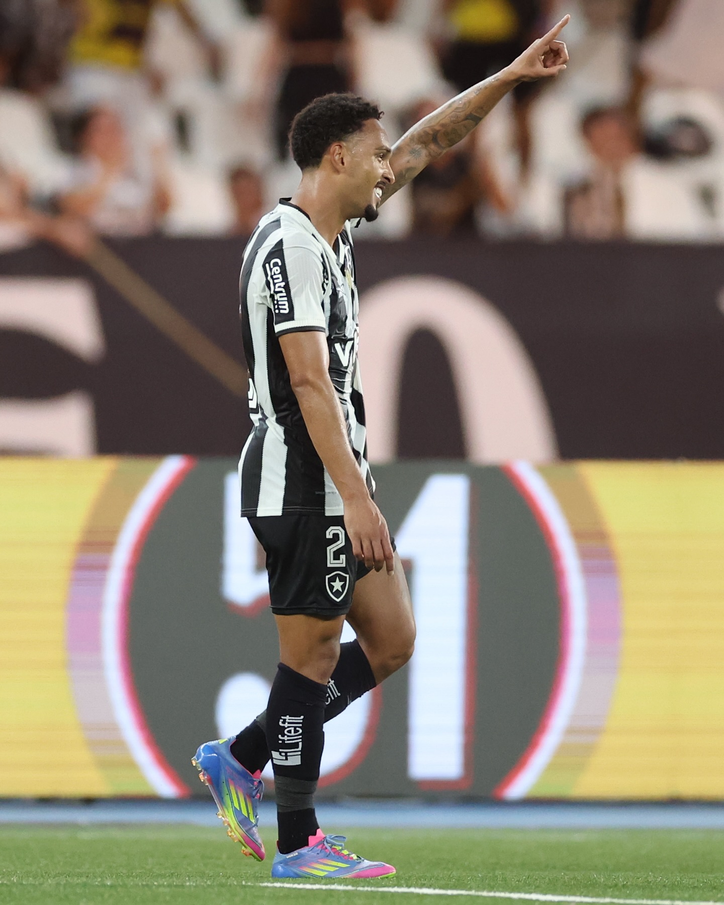 Avisa lá que quarta-feira às 19h tem Copa do Brasil.
Botafogo x Capital-DF no Niltão!
#Botafogo #Futebol
📸 Vítor Silva/ BFR