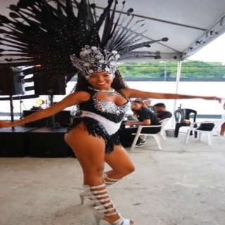 Feijoada de Carnaval em General!
Botafogo Samba Clube, Pagode do Caramelo e a melhor feijoada da Zona Sul Carioca.
Uma festa de alegria e sabor!
Até 2027 ⭐️